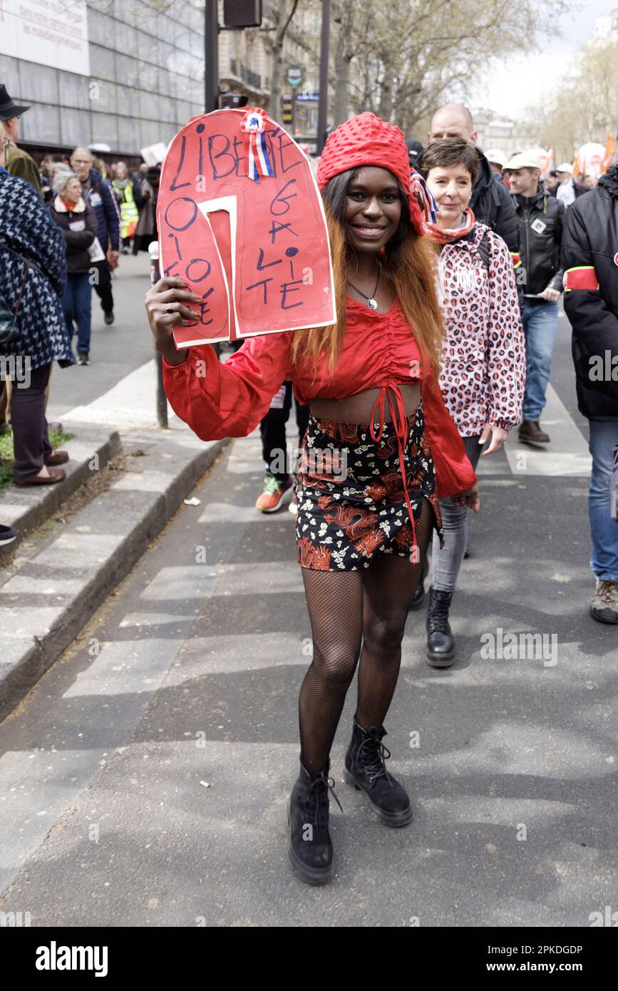 Paris, Frankreich. 6. April 2023. Elfter Protesttag gegen die Rentenreform und den allmählichen Eintritt in den Ruhestand im Alter von 64 Jahren am 6. April 2023. Stockfoto