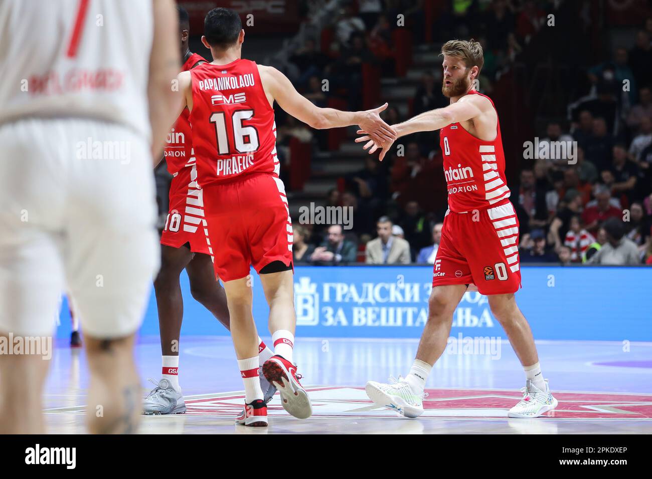 Belgrad, Serbien, 6. April 2023. Thomas Walkup von Olympiacos Piraeus reagiert während des EuroLeague-Spiels der Turkish Airlines 2022/2023 zwischen Crvena Zvezda mts Belgrad und Olympiacos Piraeus in der Halle Aleksandar Nikolic in Belgrad, Serbien. 6. April 2023. Kredit: Nikola Krstic/Alamy Stockfoto