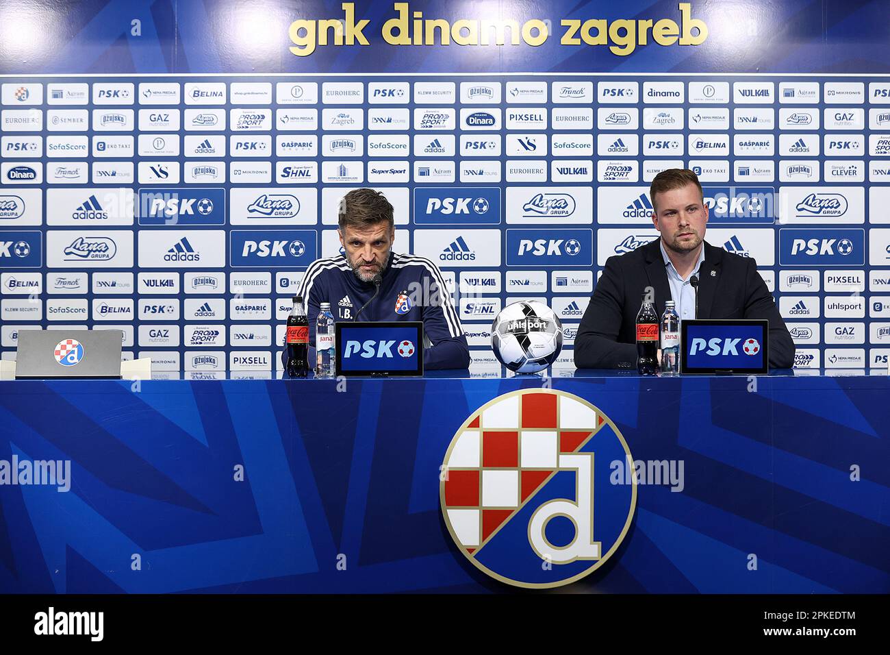 Der Neue Cheftrainer Von Dinamo Zagreb Igor Biscan Spricht Am 07 April 2023 Auf Einer 