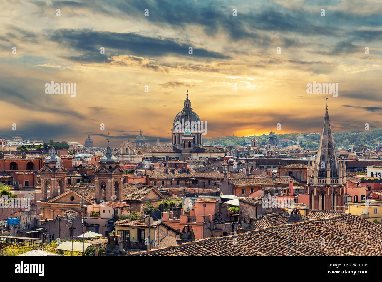 Blick auf die römischen Dächer und den Campus Martius vom Pincian Hill, Rom, Italien Stockfoto