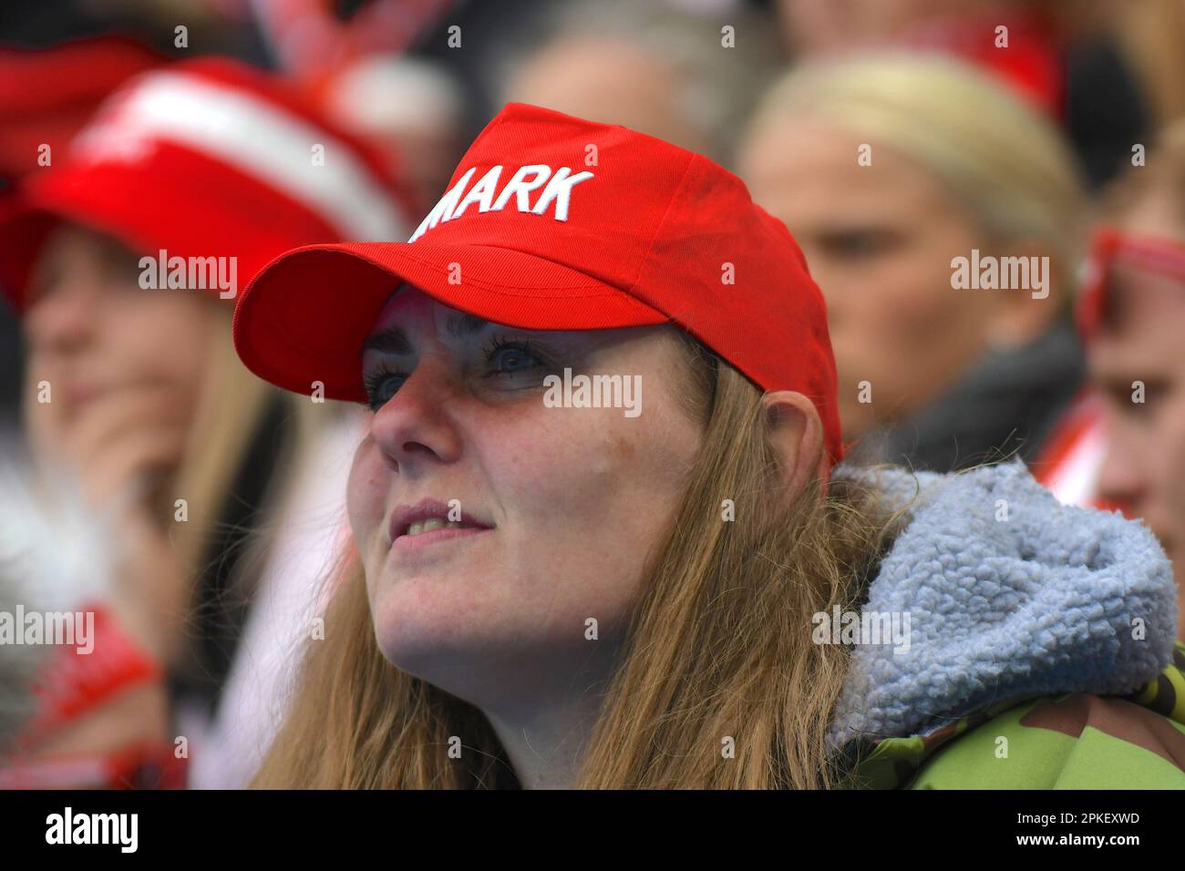 Malmö, Schweden. 07. April 2023. Eleda Stadion, Malmo, Schweden, April7. 2023: Dänischer Unterstützer während des Freundschaftsspiels zwischen Schweden und Dänemark am 7. 2023. April im Eleda Stadion in Malmö, Schweden (Peter Sonander/SPP). Kredit: SPP Sport Press Photo. Alamy Live News Stockfoto