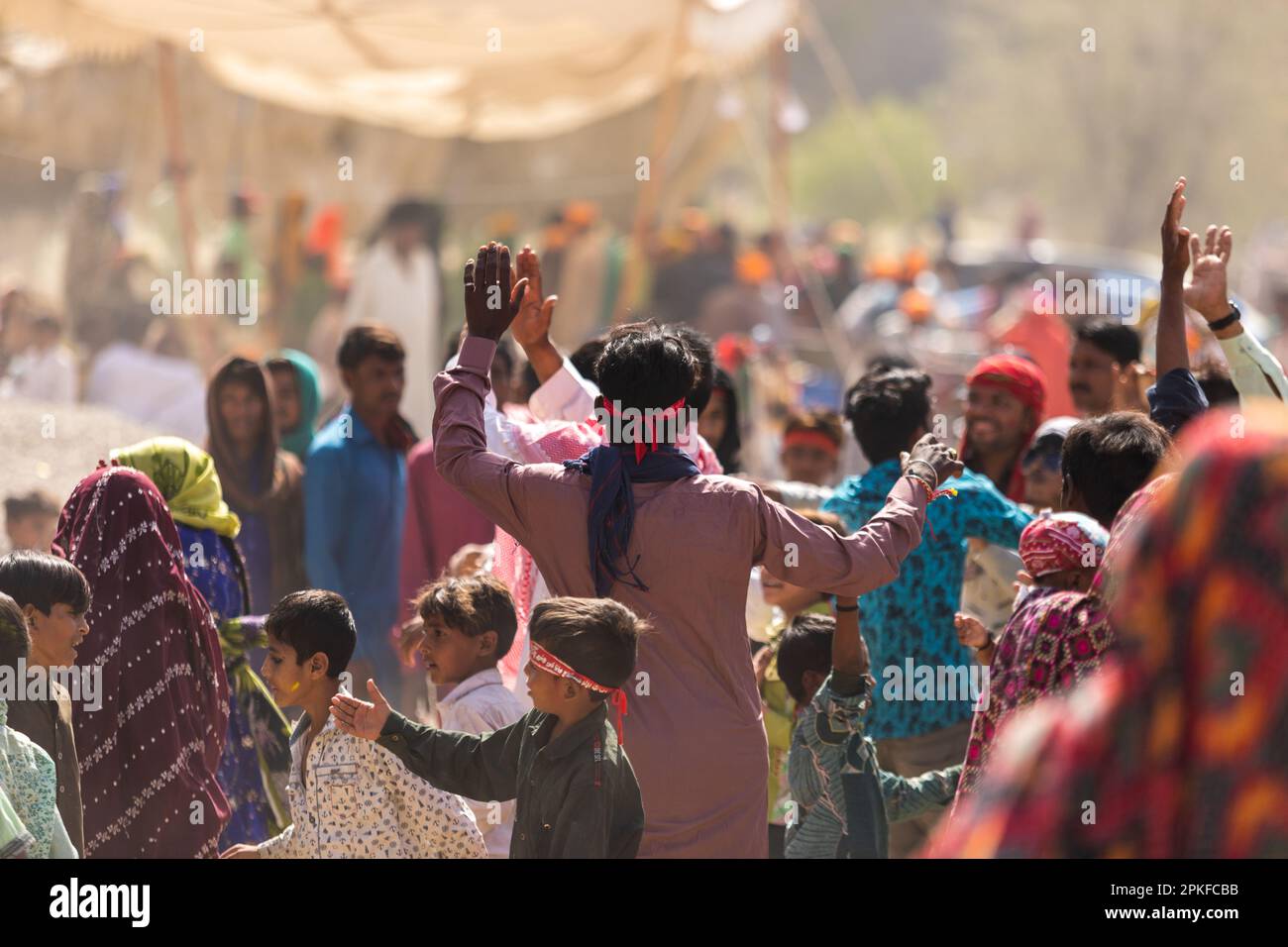 Hingol Pakistan 2022. März, Hindu-Yatris-Pilger besuchen nani mandir in Hinglaj für Pujas und Rituale im Rahmen der Hinglaj-Pilgerfahrt, Danci Stockfoto