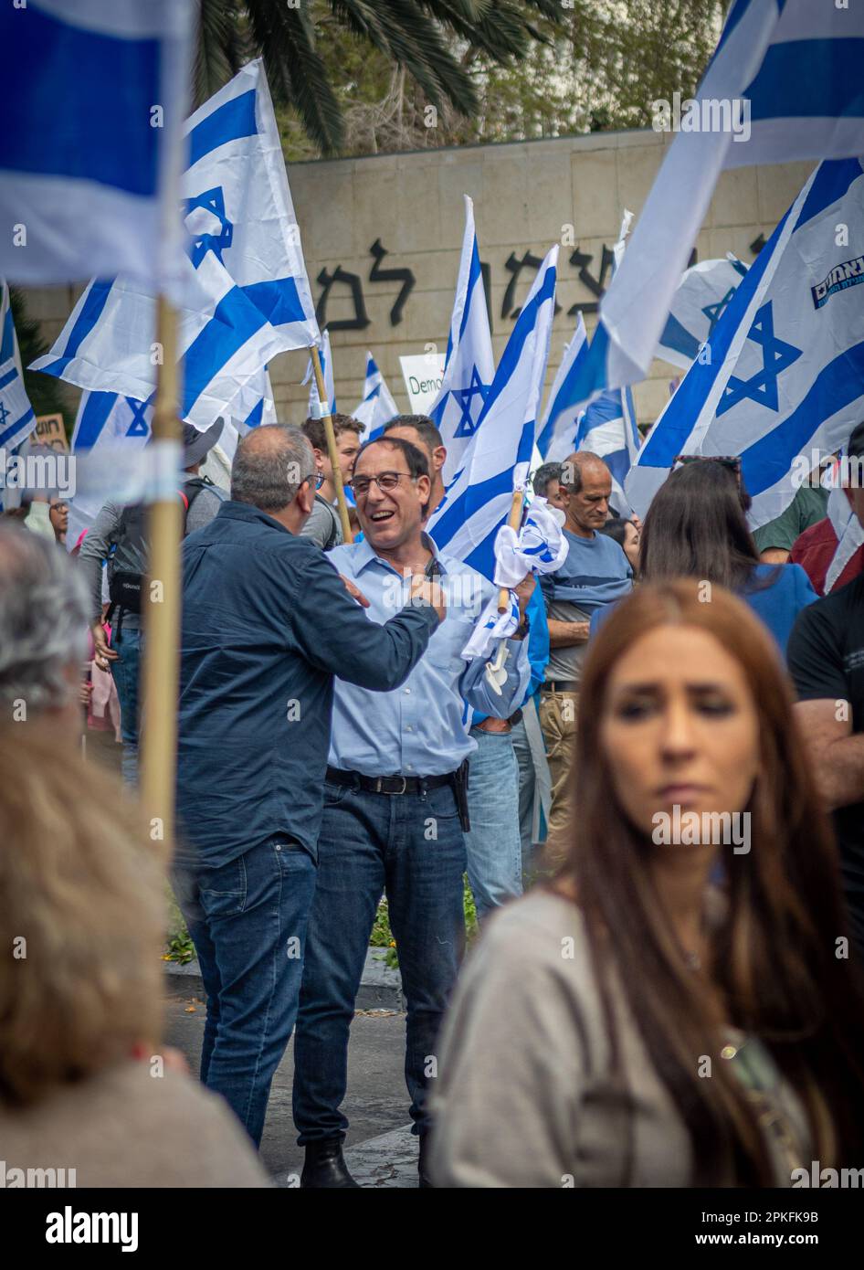 Zivile Proteste in der Stadt Rehovot Israel gegen den geplanten Wechsel der israelischen Regierung zum Obersten Gerichtshof Stockfoto
