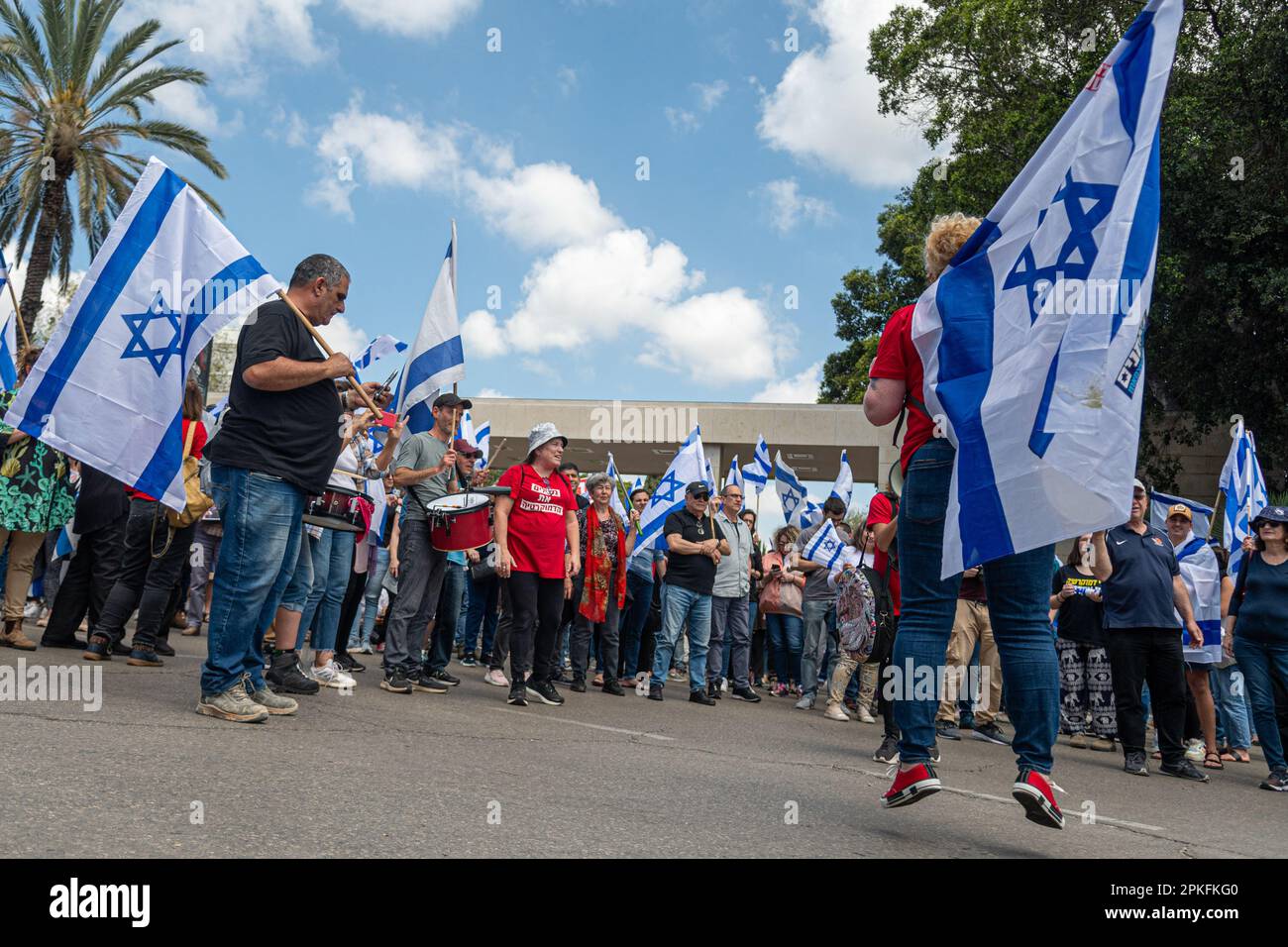 Zivile Proteste in der Stadt Rehovot Israel gegen den geplanten Wechsel der israelischen Regierung zum Obersten Gerichtshof Stockfoto