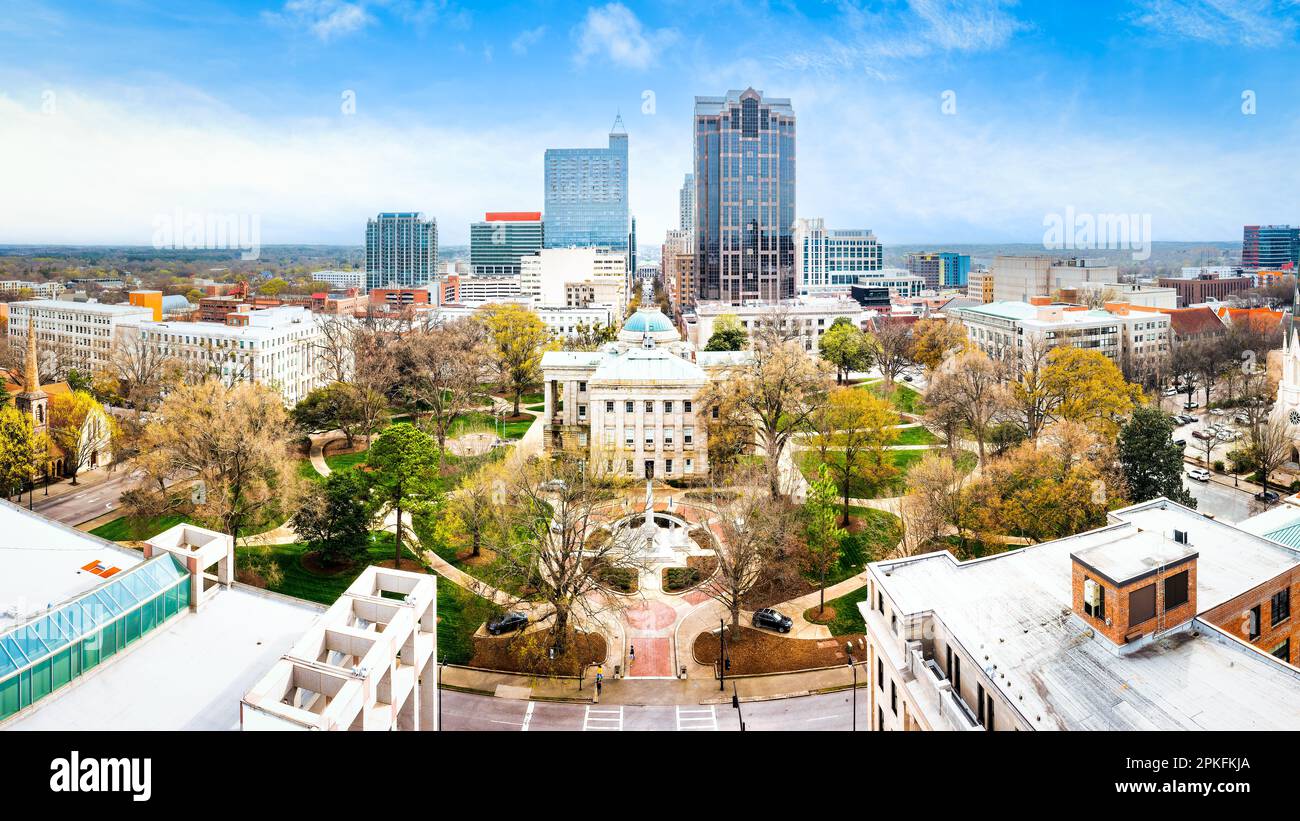 North Carolina State Capitol und die Skyline von Raleigh Stockfoto