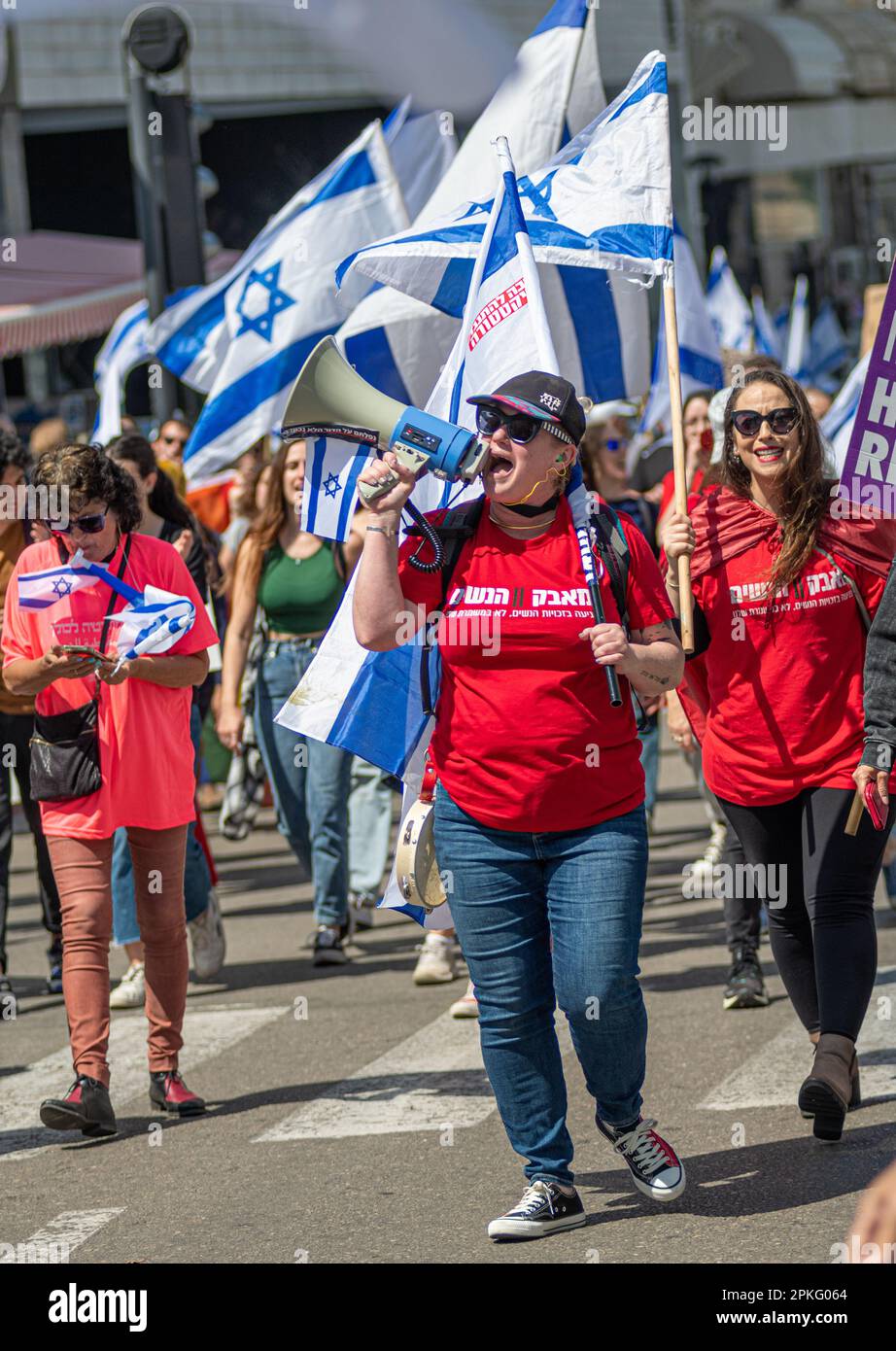 Zivile Proteste in der Stadt Rehovot Israel gegen den geplanten Wechsel der israelischen Regierung zum Obersten Gerichtshof Stockfoto