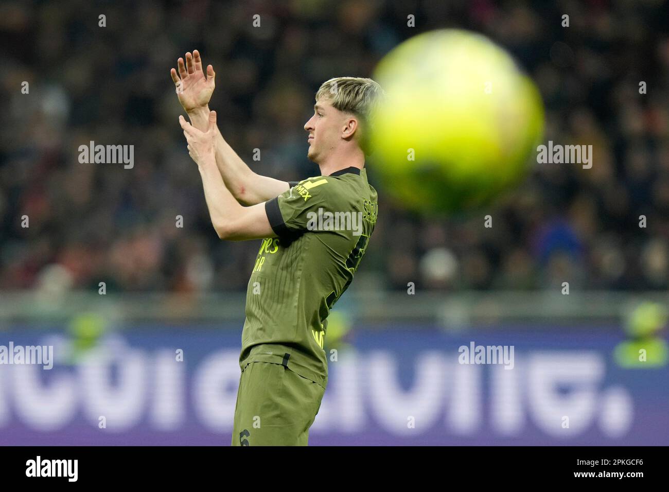 AC Milan's Alexis Saelemaekers reacts during the Serie A soccer match