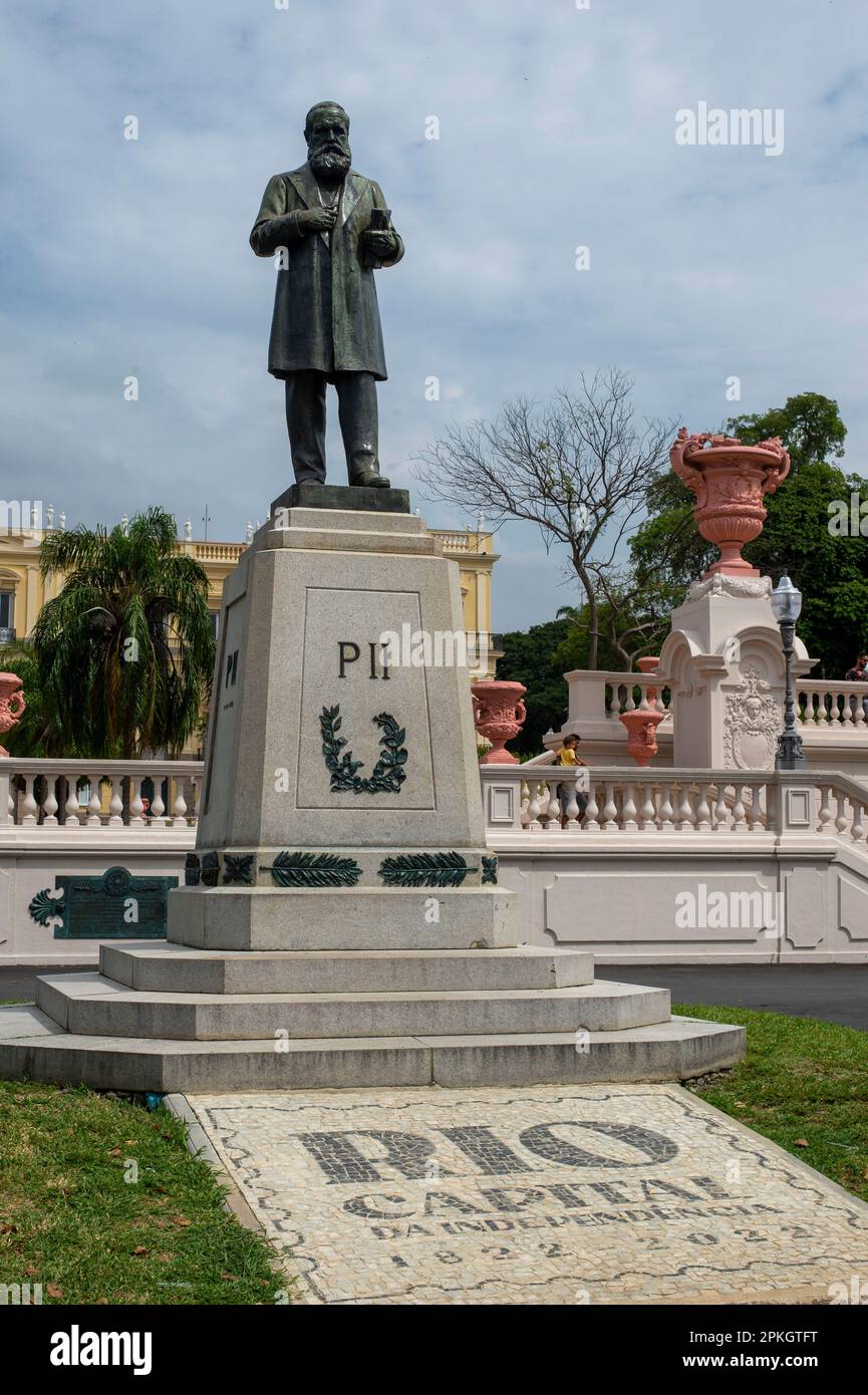 Rio, Brasilien - 07. april 2023, Quinta da Boa Vista ist ein Stadtpark im kaiserlichen Viertel von Sao Cristovao, Statue von D. Pedro II Stockfoto