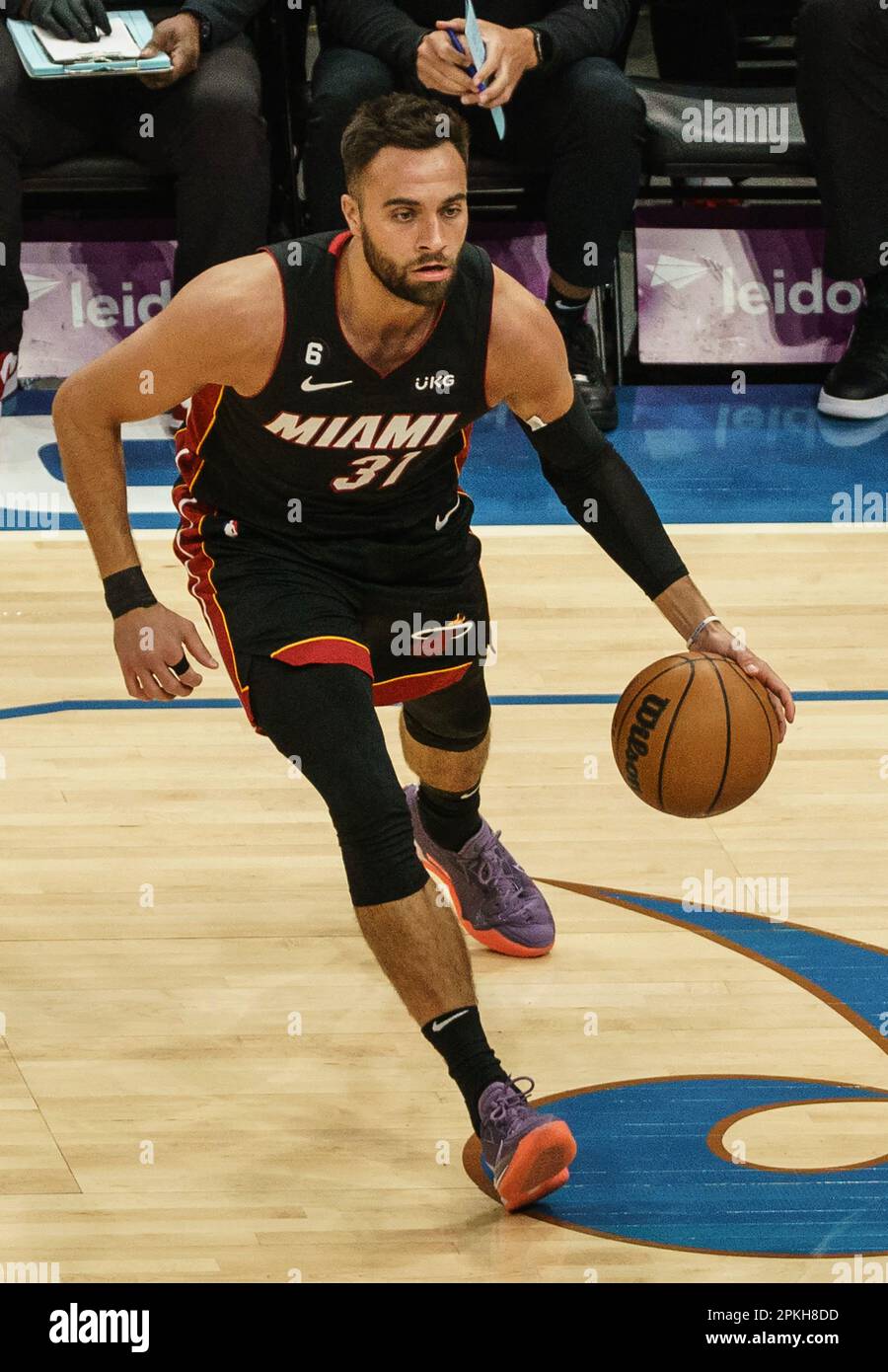 Washington, USA. 07. April 2023. WASHINGTON, DC - 07. APRIL: Miami Heat Guard Max Strus (31) über den Angriff während eines NBA-Spiels zwischen den Washington Wizards und der Miami Heat am 07. April 2023 in der Capital One Arena in Washington, DC. (Foto: Tony Quinn/SipaUSA) Guthaben: SIPA USA/Alamy Live News Stockfoto