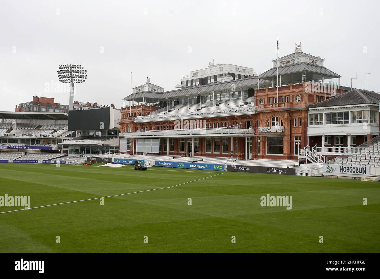 Allgemeiner Blick auf den Pavillon vor Middlesex CCC vs Essex CCC, LV Insurance County Championship Division 1 Cricket at Lo Stockfoto