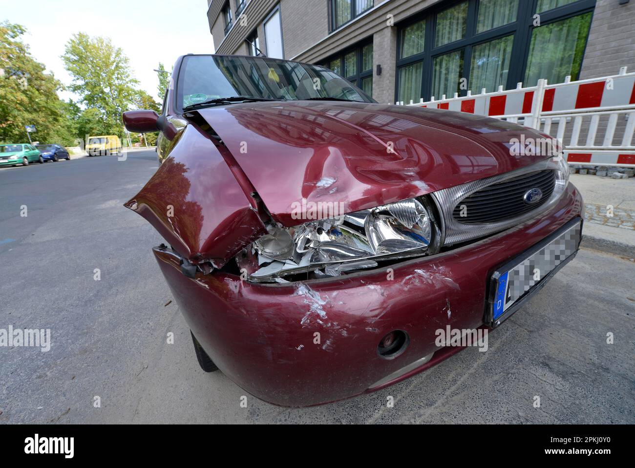 Unfallauto, Berlin, Deutschland Stockfoto