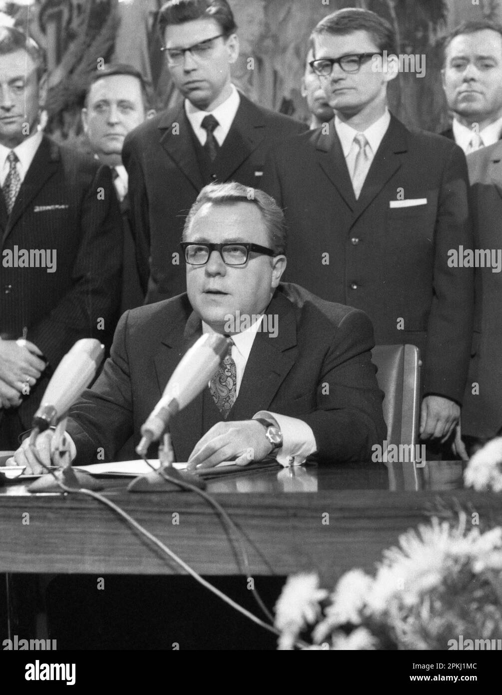 Persönlichkeiten aus Politik, Wirtschaft und Kultur aus den Jahren 1965-71. Dr. Michael Kohl (DDR) d. 1981, DEU, Deutschland Stockfoto