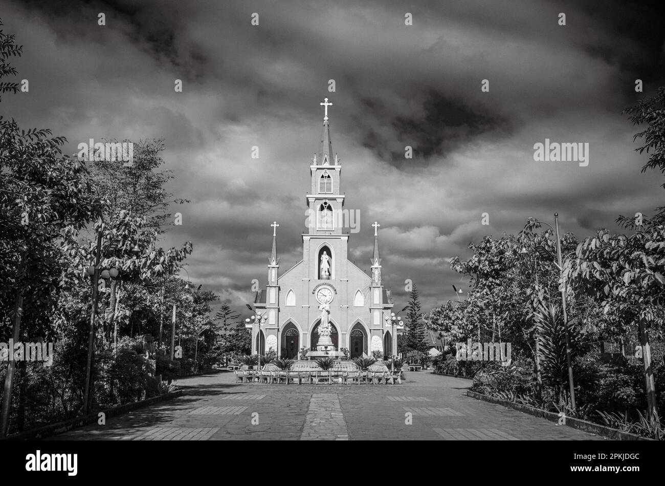 Katholische Hoang Yen-Kirche in Chu Prong, Provinz Gia Lai, Vietnam. Stockfoto