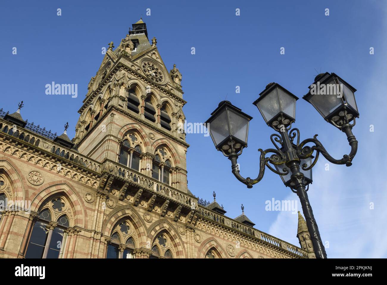 Detail des Rathauses im Stadtzentrum von Chester, Großbritannien Stockfoto