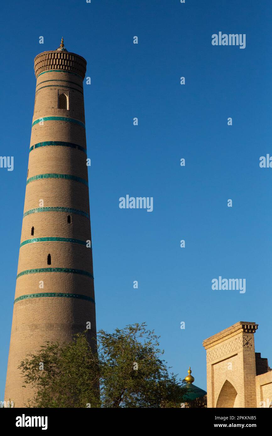 Juma Minaret, Ichon Qala (Itchan Kala), UNESCO-Weltkulturerbe, Khiva, Usbekistan, Zentralasien, Asien Stockfoto