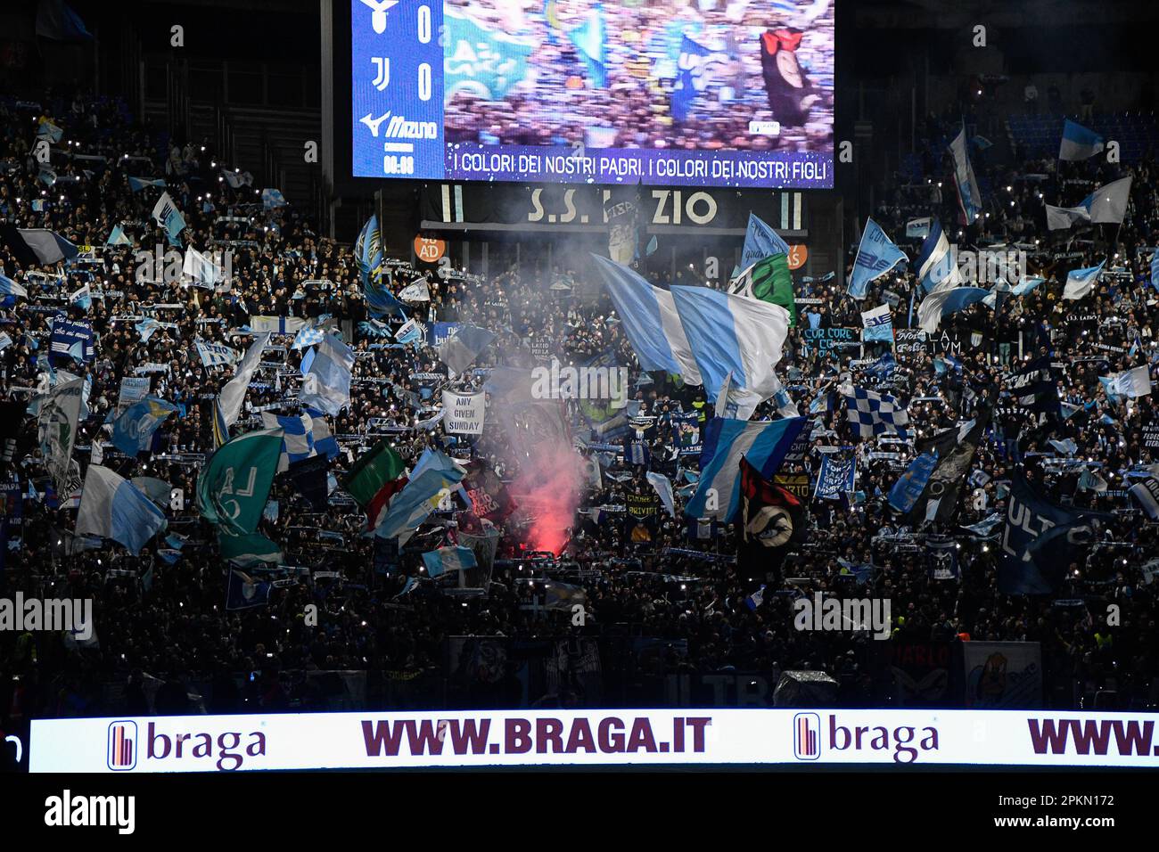 Lazios Fans während des Fußballspiels, Stadio Olimpico, Lazio V Juventus, 8. April 2023 (Foto: AllShotLive/Sipa USA) Guthaben: SIPA USA/Alamy Live News Stockfoto