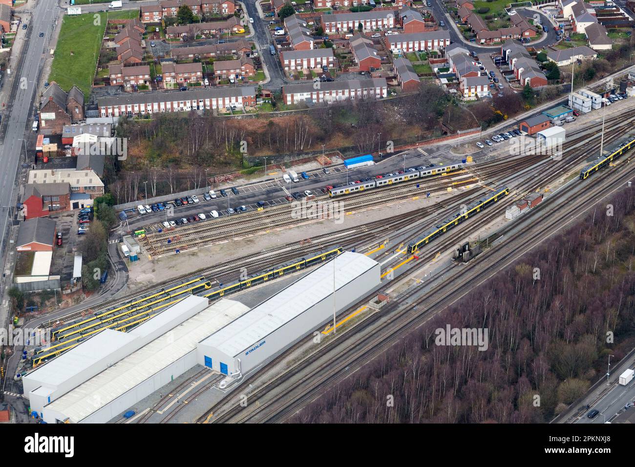 Luftaufnahme des Kirkdale Transport Maintenance Depot für die neuen Züge Stadler Merseyrail, Liverpool, Nordwestengland, Großbritannien Stockfoto