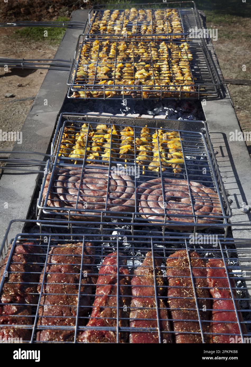 Einer der berühmtesten kulinarischen Phrasen im südlichen afrika ist  „Braaivleis“ ( Barbeque ), was auf englisch „Grillfleisch“ bedeutet. In  dieser Abbildung, wie aus gesehen Stockfotografie - Alamy