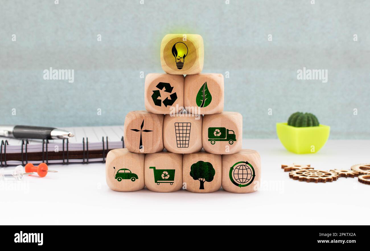 Kreislaufwirtschaftskonzept, Recycling, Umwelt, Wiederverwendung, Fertigung, Abfall, Verbraucher, Ressourcen. Ökobilanz-Lebenszyklusbewertung. Stockfoto