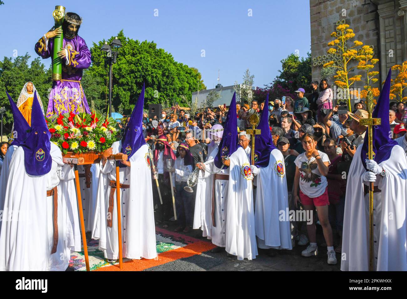Die religiöse Karfreitagsvormittags-Prozession, Stadt Oaxaca, Mexiko Stockfoto
