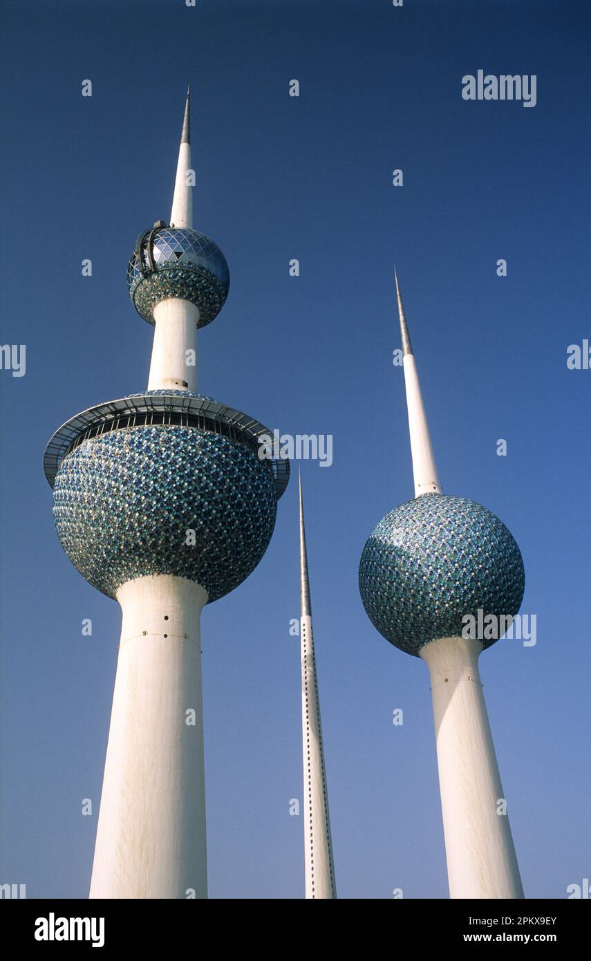 Nahen Osten, Golfstaaten, Kuwait, Wassertürme, eines der wichtigsten Wahrzeichen von Kuwait-Stadt. Stockfoto