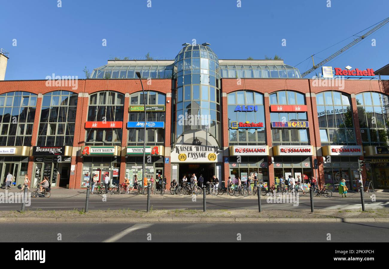 Kaiser-Wilhelm-Passage, Hauptstraße, Schoeneberg, Berlin, Deutschland Stockfoto