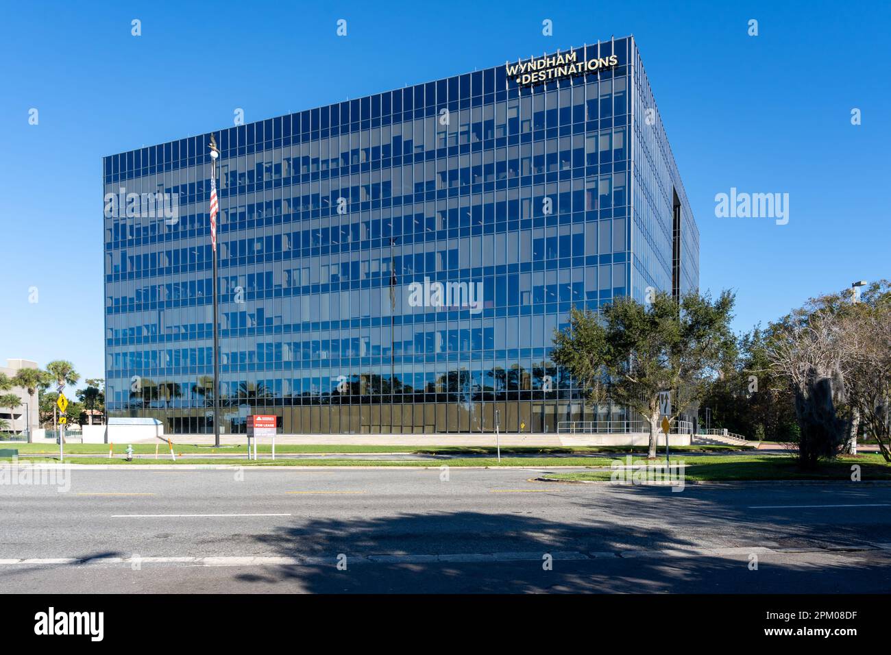 Wyndham Destinationen unterzeichnen sich am Hauptsitz in Orlando, FL, USA. Stockfoto