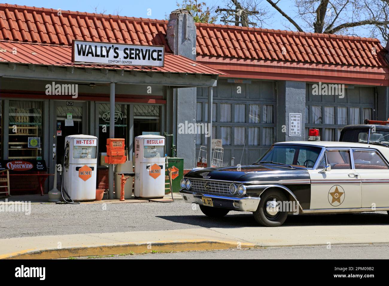 Wally's-Service-Station in Mount Airy, North Carolina, North Carolina. Die Andy Griffith Show verwendet eine Replik von Wally's in Mayberry. Stockfoto