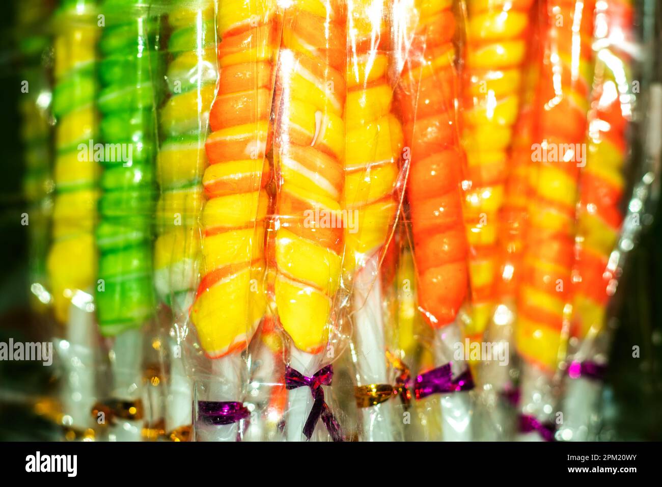 Twist lutscher -Fotos und -Bildmaterial in hoher Auflösung – Alamy