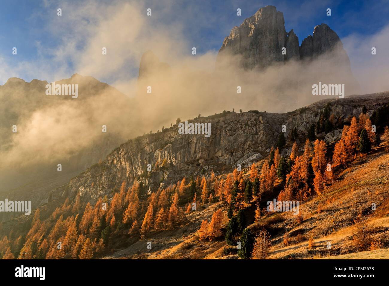 Herbst in Grödner Joch, Corvara, Dolomiten, Südtirol, Italien Stockfoto
