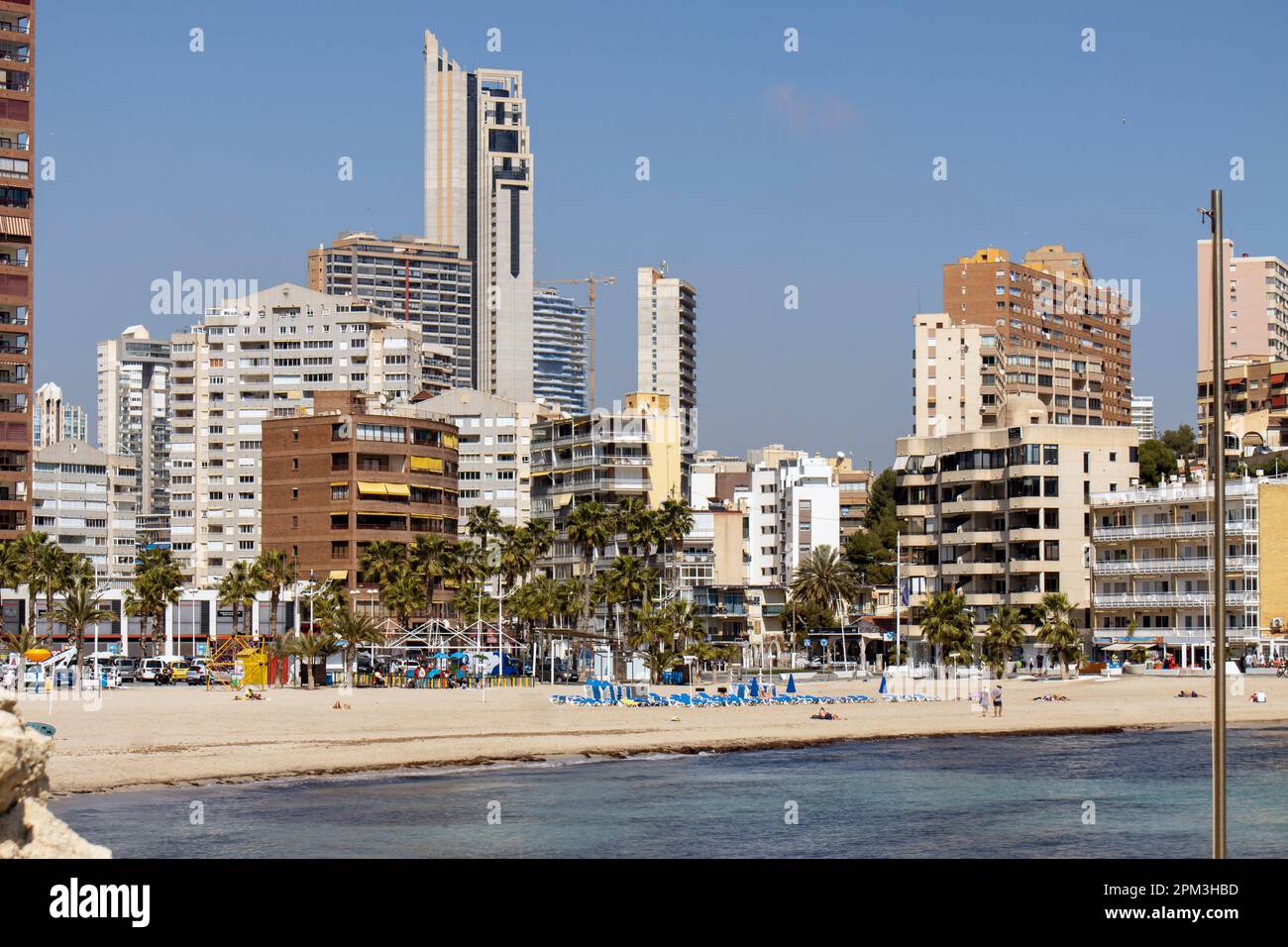 Wunderschöne Aussicht auf den finestrat Strand in Alicante spanien Stockfoto