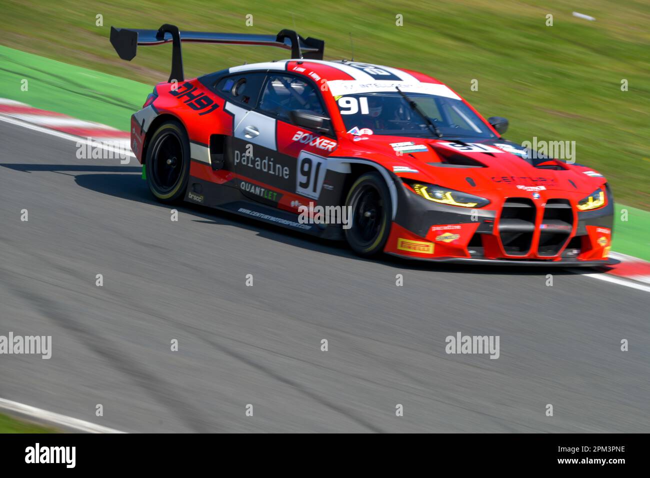 British GT Championship, 2023 Intelligent Money, Oulton Park Racing Circuit, Century Motorsport, Darren Leung, Dan Harper, BMW M4 GT3 Stockfoto