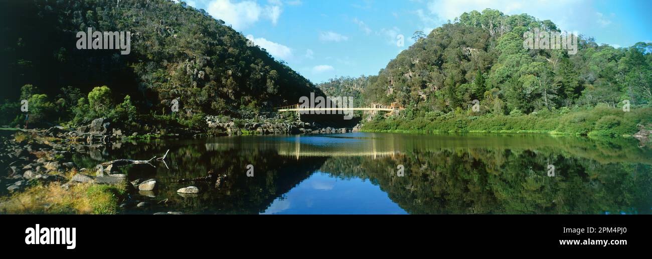 Australien. Tasmanien. Launceston. Alexandra Hängebrücke über Cataract Gorge. Stockfoto