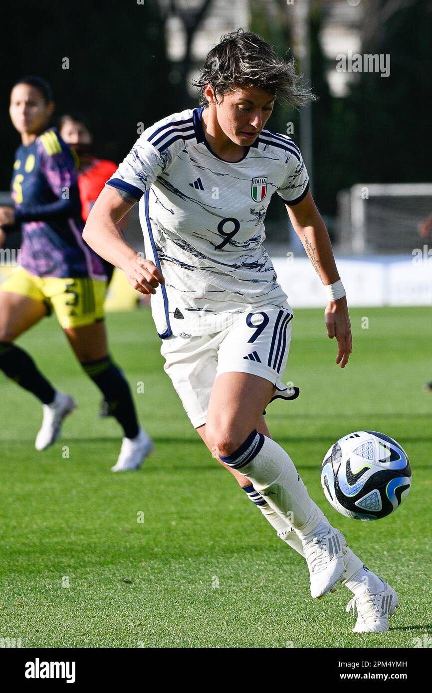 Stadio Tre Fontane, Rom, Italien. 11. April 2023. International Women Football Friendly, Italien gegen Kolumbien; Valentina Giacinti von Italien Kredit: Action Plus Sports/Alamy Live News Stockfoto