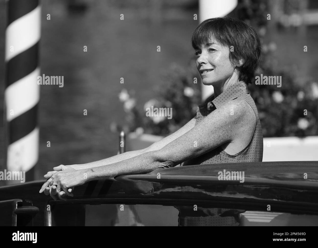 VENEDIG, ITALIEN - 07. SEPTEMBER: Julianne Nicholson kommt am 07. September 2022 während des 79. Venedig Filmfestivals in Venedig im Hotel Excelsior an Stockfoto