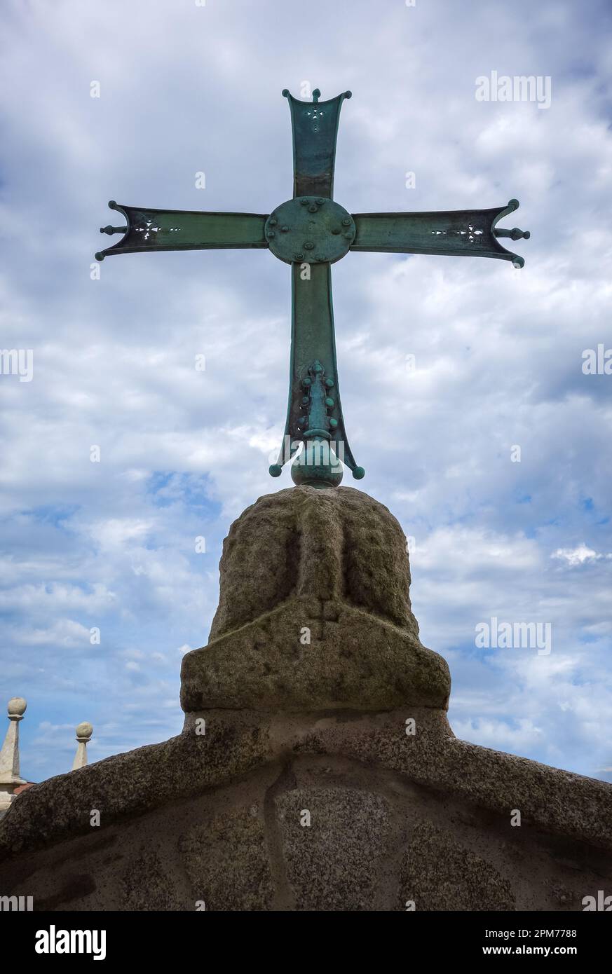 Kruzifix auf der Kathedrale von Santiago de Compostela, Galicien, Spanien. Blick vom Dach Stockfoto