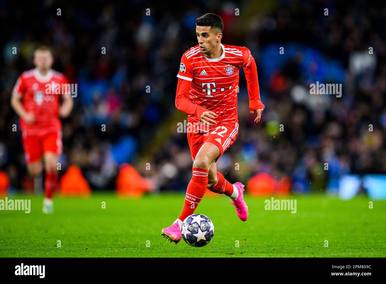 Manchester, Großbritannien. 11. April 2023. Fußball: Champions League, Manchester City - Bayern München, Knockout-Runde, Viertelfinale, erste Etappe, Etihad Stadium. Joao Pedro Cavaco Cancelo in München in Aktion. Kredit: Tom Weller/dpa/Alamy Live News Stockfoto