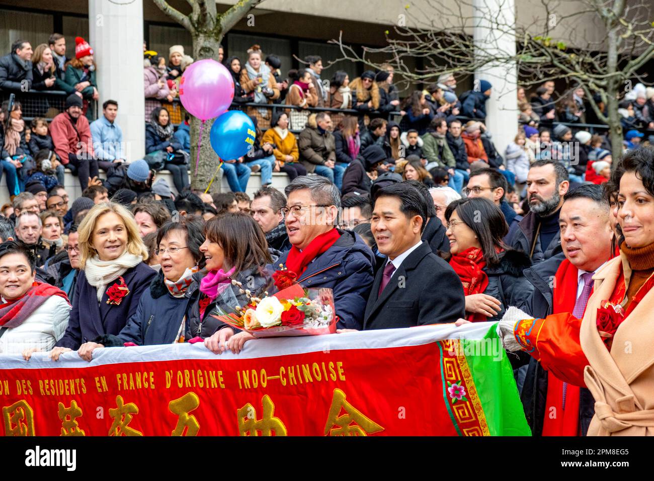 Frankreich, Paris, Parade zum chinesischen Neujahr, Jahr des Wasserhasen, Anne Hidalgo (Bürgermeisterin von Paris) und Valerie Pecresse, die die Parade leitet Stockfoto