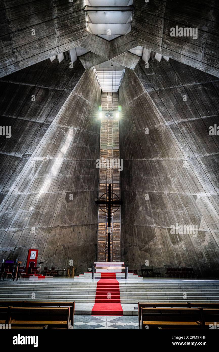 St. Marienkathedrale, Sitz der römisch-katholischen Erzdiözese von Tokio. Das Beton- und Edelstahlgebäude wurde von Kenzo Tange entworfen. Stockfoto