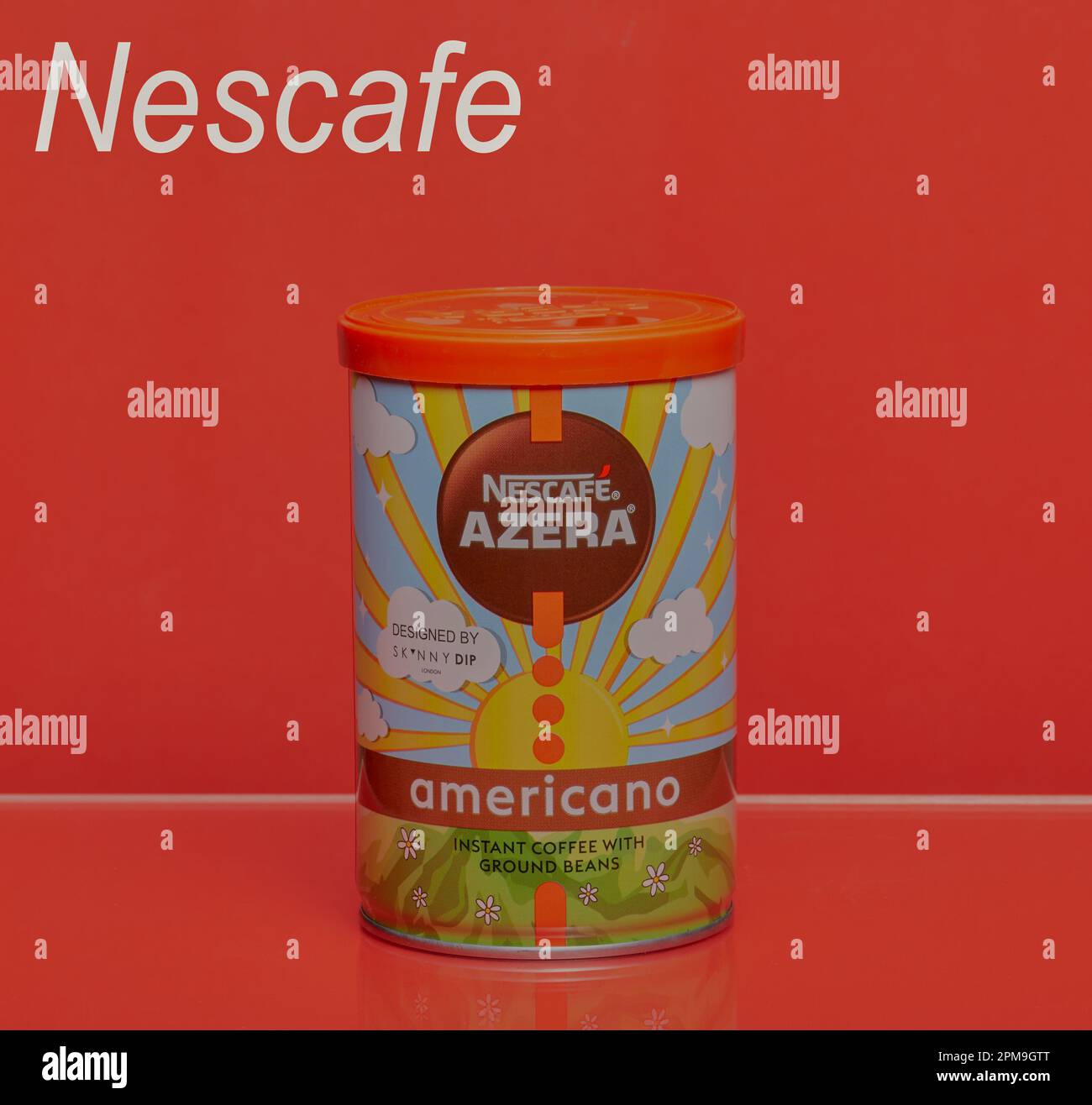 Mansfield,Nottingham,Vereinigtes Königreich:Studio-Produktbild von Nescafe Azera Amercano Instantkaffee. Stockfoto