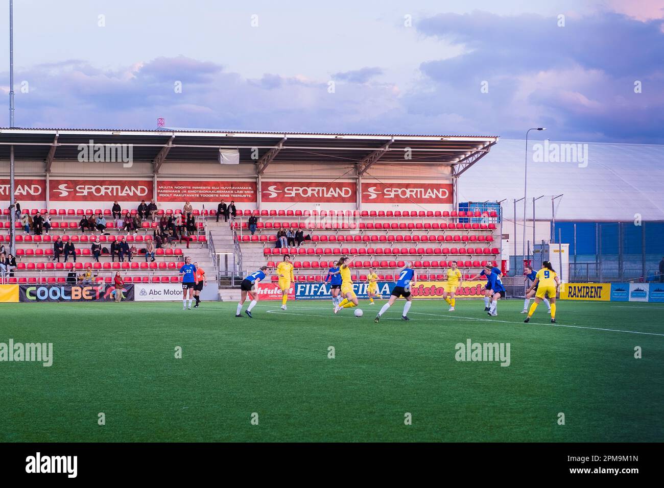 Tallinn, Estland - 10. April 2023: Ukraine vs Estonia Football International Friendly Games, Women. Stockfoto