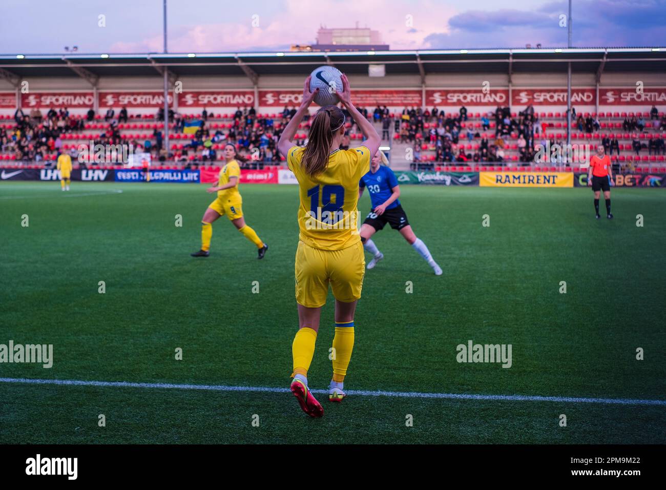 Tallinn, Estland - 10. April 2023: Ukraine vs Estonia Football International Friendly Games, Women. Stockfoto