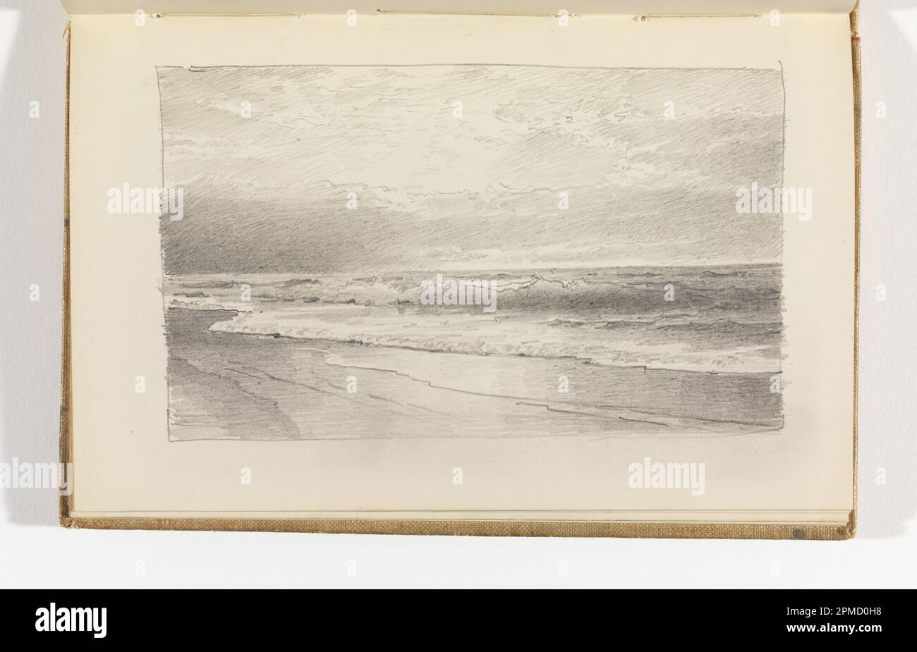 Skizzenbuch Folio, ruhiger Blick auf Meer und Strand; William Trost Richards (amerikanisch, 1833–1905); USA; Graphit auf cremefarbenem gewebtem Papier; 10,4 x 17 cm (4 1/8 x 6 11/16 Zoll) Blatt: 13,7 x 21,5 cm (5 3/8 x 8 7/16 Zoll) Stockfoto