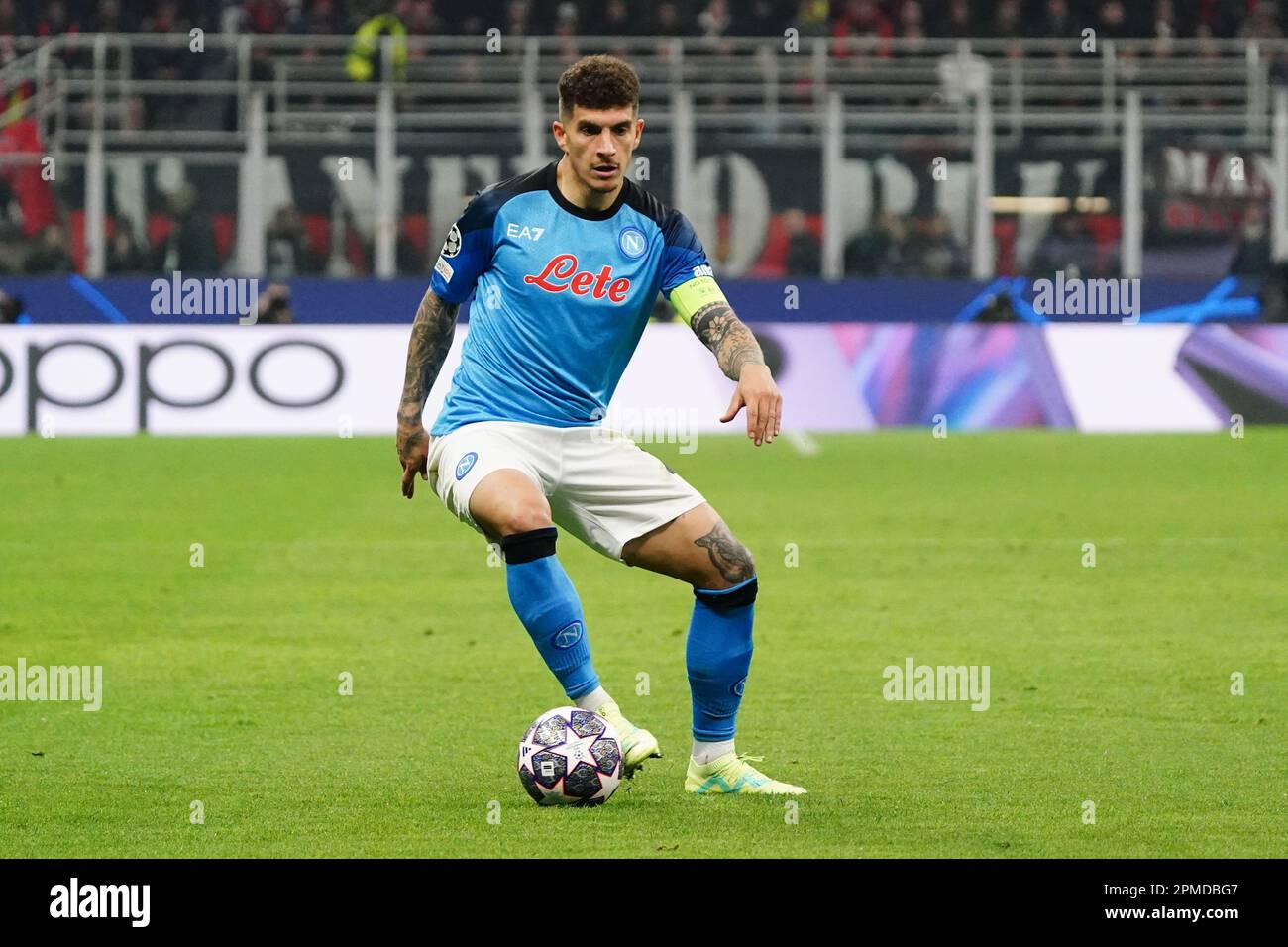 Giovanni Di Lorenzo (SSC Napoli) während der UEFA Champions League, Viertelfinale, 1.-teiliges Fußballspiel zwischen AC Mailand und SSC Napoli am 12. April 2023 im Stadion San Siro in Mailand, Italien - Foto Luca Rossini/E-Mage Stockfoto