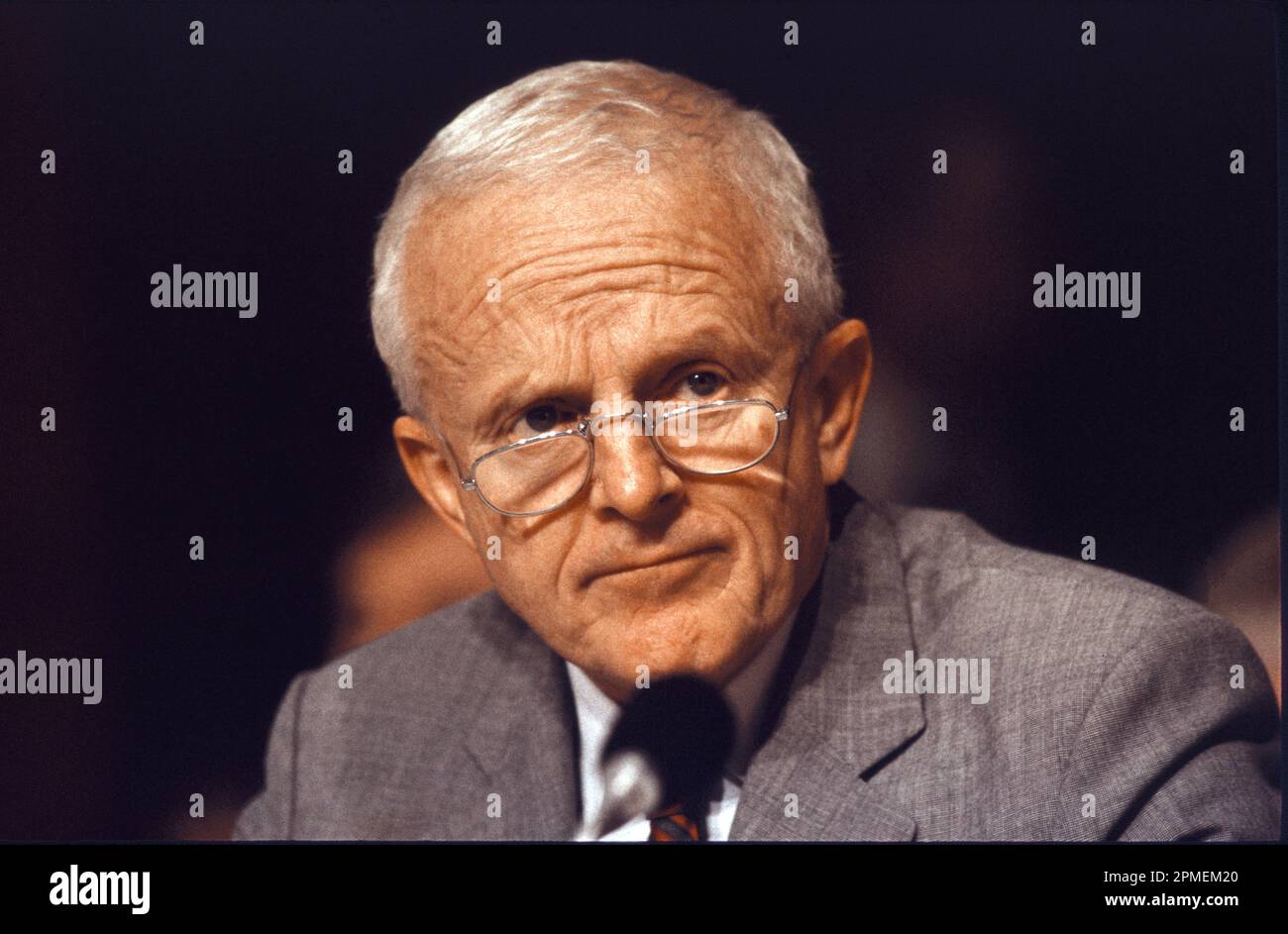 Der verstorbene John Button Parlamentsabgeordnete, hochrangiger Minister in den Regierungen der Hawke und Keating Labor. Stockfoto