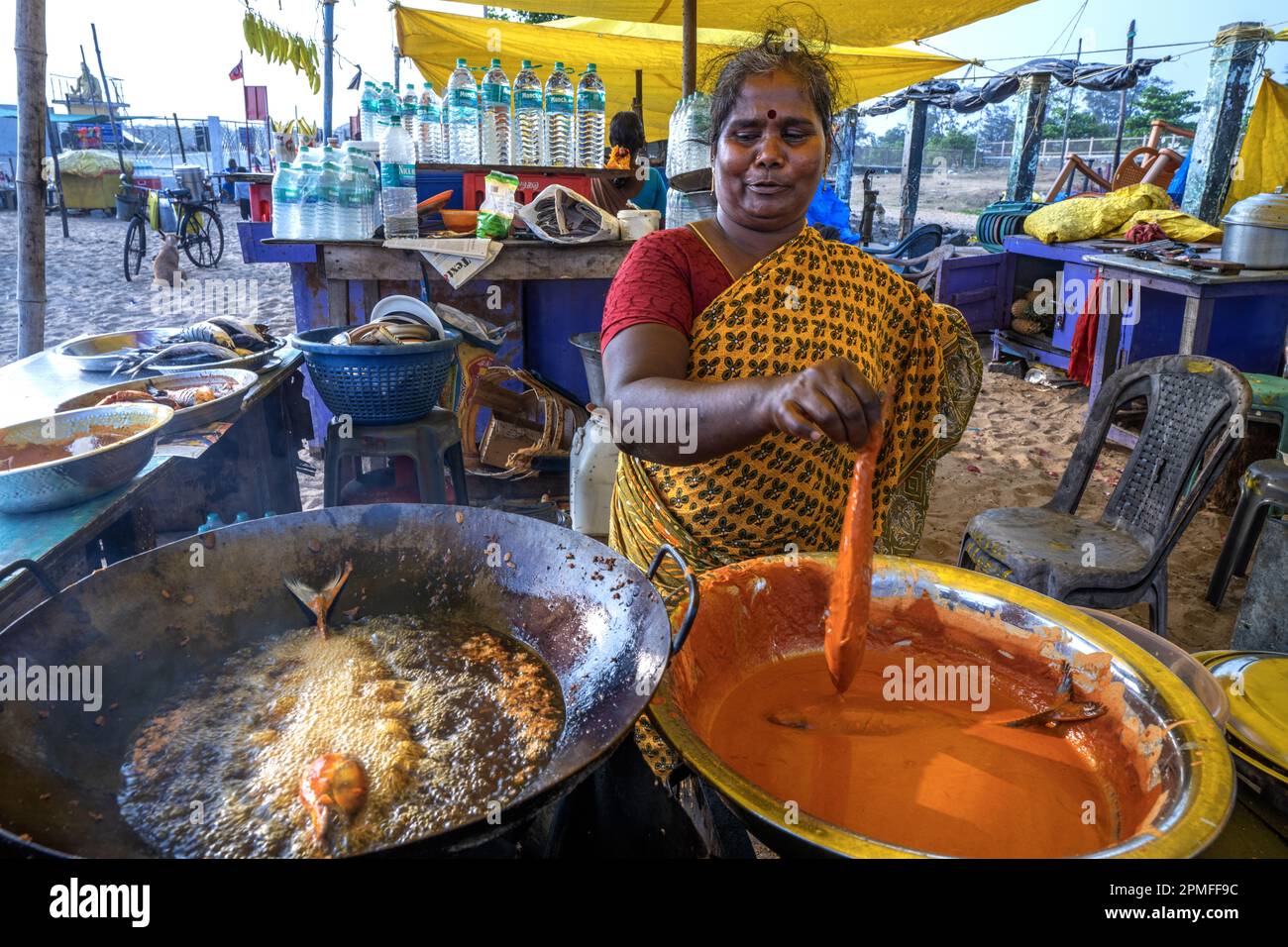 Indien, Tamil Nadu, Mahabalipuram, gebratener Fisch Stockfoto