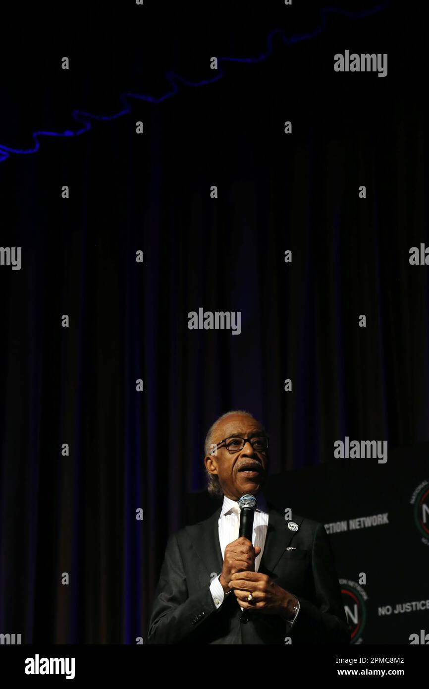 NEW YORK, NY - April 12: Rev. Al Sharpton spricht auf dem 2023 National Action Network Convention Day 1, der am 12. April 2023 im Sheraton Times Square Hotel im Times Square-Bereich von New York City stattfindet. Chris Moore/MediaPunch Stockfoto