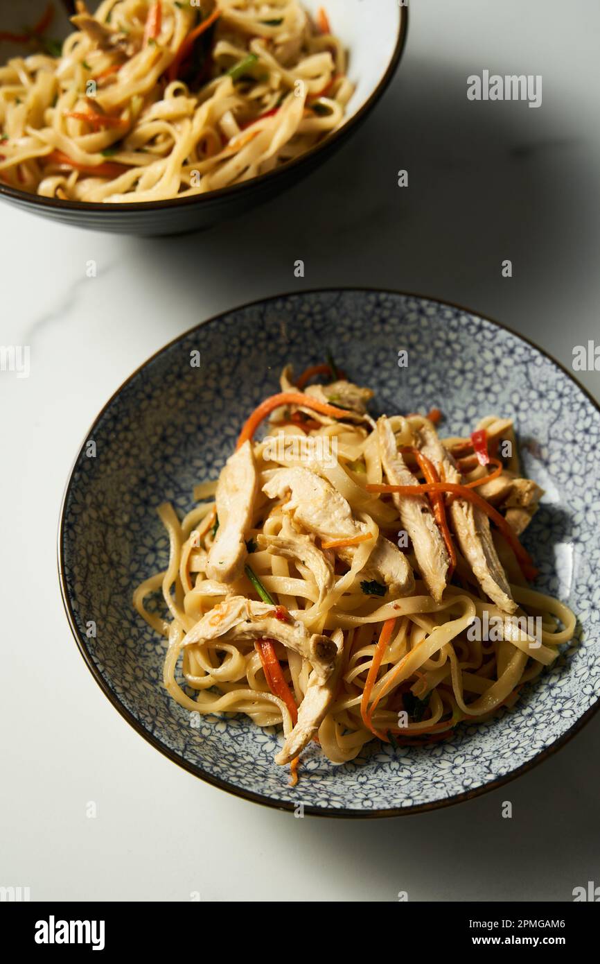 Thai drunken noodles -Fotos und -Bildmaterial in hoher Auflösung – Alamy