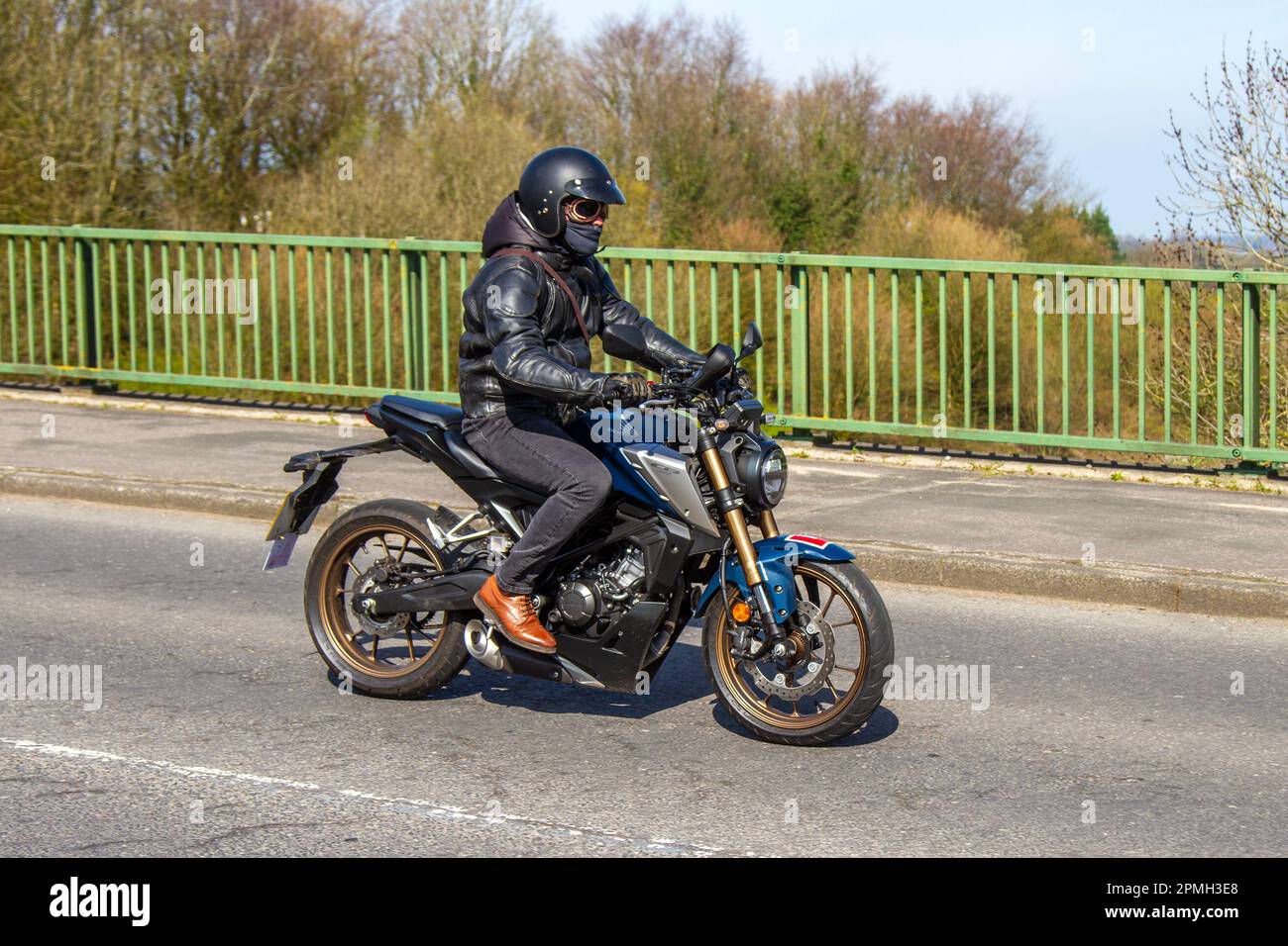 125cc motorrad -Fotos und -Bildmaterial in hoher Auflösung – Alamy