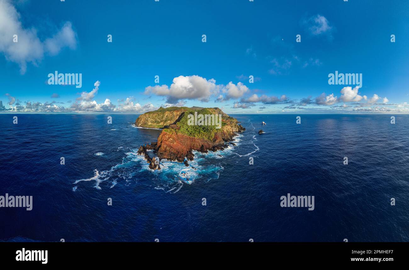Panoramablick auf Pitcairn Island, British Overseas Territory, Südpazifik, Pazifik Stockfoto